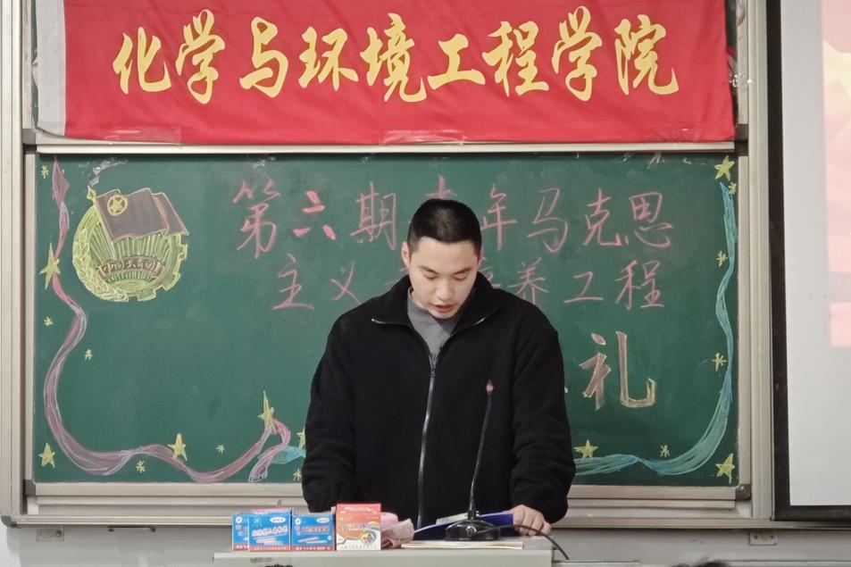 A410D19B04182346A1FB9EEF9F8FFFBD